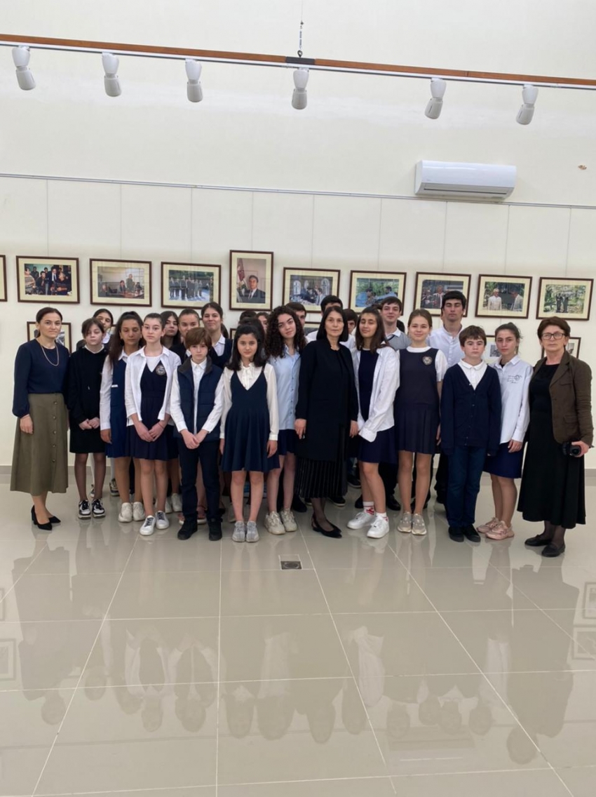 Иахьа Гудоуҭатәи №4 ашкол арҵаҩцәеи аҵаҩцәеи аҭааит Аҳәынҭқарратә музеи Сергеи Дбар ихьӡ зху . Гугуца Шаликәа - иҧҳа  ирзеиҭалҳәеит Владислав Арӡынба иҭоурых насгьы ргәы аҿы иаанхаз иажәақәа