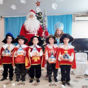 Ахәыҷбаҳча ,,Амра'' ааӡамҭацәа Ашықәс ҿыц раҧылара