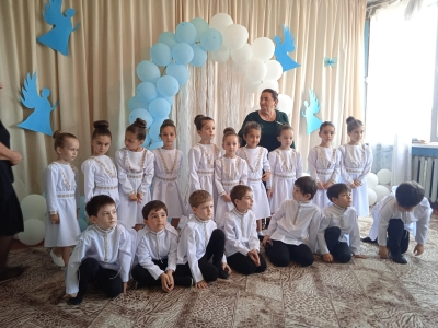 Аушьҭымҭацәа рныҳәа.